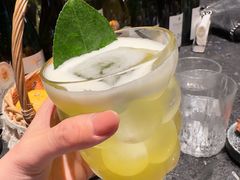 -毛毛虫酒吧