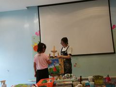-爱乐梵国际儿童教育中心(古美店)