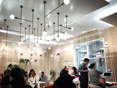 大堂-奈雪的茶(市百一店)