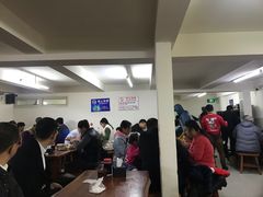 -宝瑞门钉肉饼店