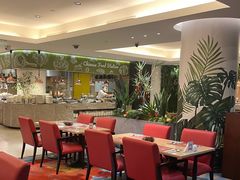 -亮马河饭店翠雅咖啡厅