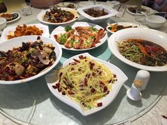 -赶海部落海鲜城(海阳路店)