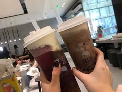 -喜茶(杭州滨江宝龙店)
