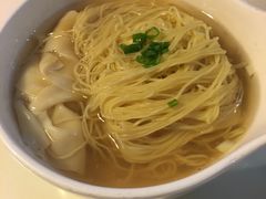 -新大咀港式茶餐厅(宝山万达店)