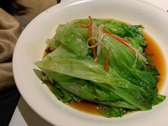 白灼罗马生菜-悦融琥珀·京鲁菜·海味珍品(西单店)