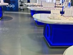 -优购镜仓(六角广场店)