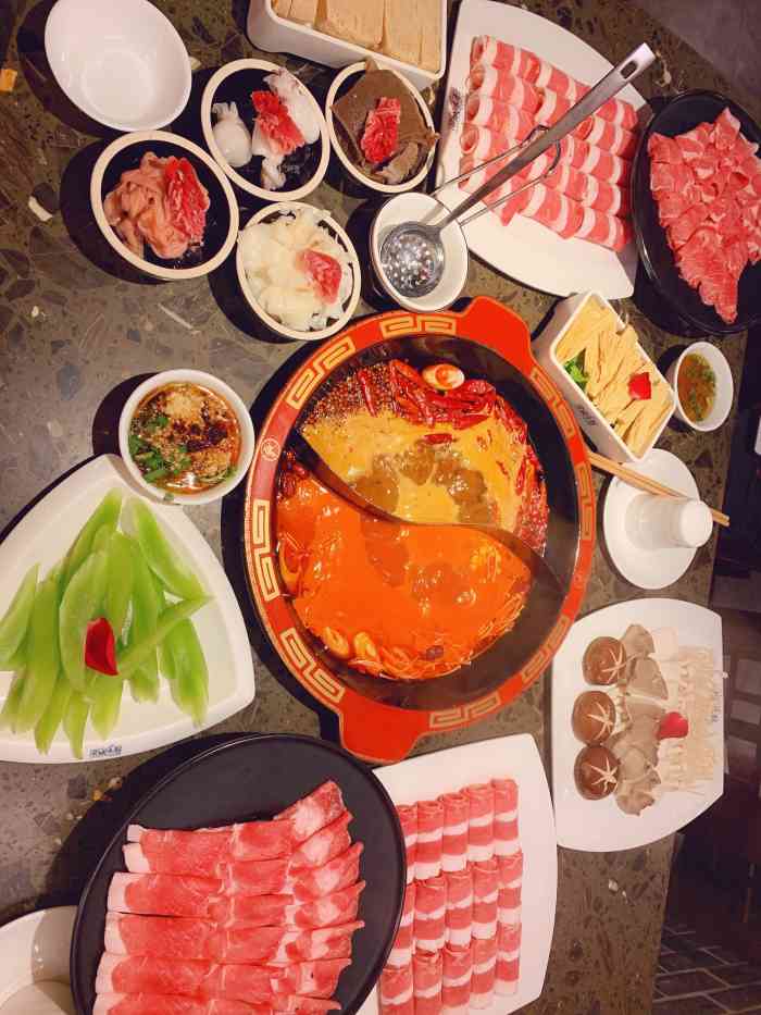 渝城味都重庆火锅老字号(大全景店)-"锅底味道很棒,辣度拿捏的很好