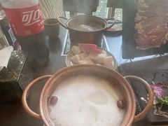 -滇釜火锅·能喝汤的火锅(车公庄店)