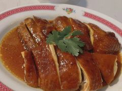玫瑰豉油鸡（例）-东鑫记港式茶餐厅(南京东路店)