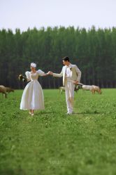 -至臻微拉婚纱摄影