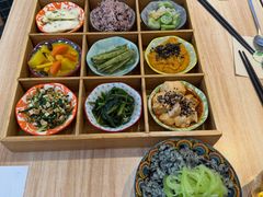 -轻蔬不用等·素食(江苏路店)