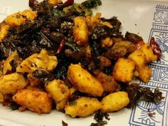 -云海肴·汽锅鸡·云南菜(天山百盛优客店)