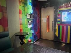 -K+全国连锁KTV(绿地缤纷天地店)