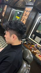-海文先生国潮烫染男士理发馆