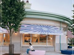-喜茶(迪士尼小镇DP店)