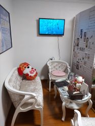 -杉惠素颜美妆皮肤管理中心