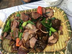 -余家庄肥肠鱼地方汤锅(银杏大道店)