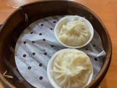 -莱莱小笼·乔艾