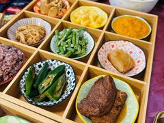 -轻蔬不用等·素食(江苏路店)
