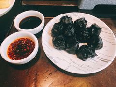 墨鱼汁鲅鱼馅饺子-唐廊烤鸭店(工体店)