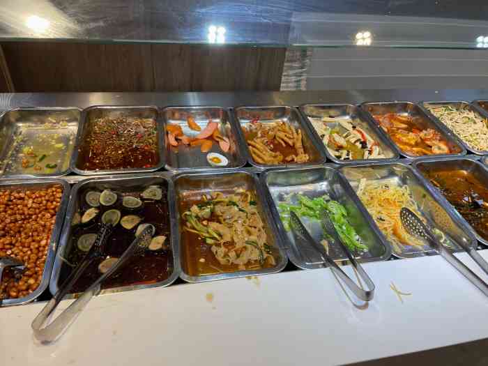 川闻清粥小菜-"工作日的中午过来,简直就是人山人海.需.