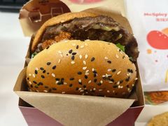 -麦当劳(杭州西湖银泰百货店)