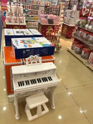 -爱婴室(上海浦建路店)