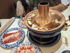 -一只羊·铜锅涮羊肉烧烤