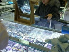 -臻美视爵眼镜·明月·依视路·蔡司折扣店(广渠门店)