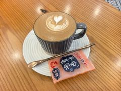 -留白咖啡(人民巷八号大院店)