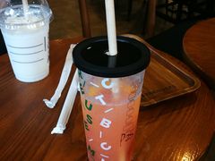 -星巴克臻选(深圳龙华红山天虹店)
