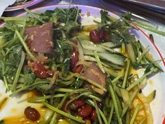 -海盗船. 龙虾烧烤. 酒馆