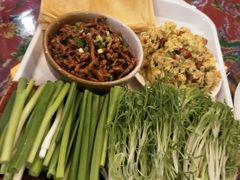 -闯关东东北农家菜(崂山石老人店)