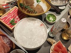 -巴奴毛肚火锅(二七万达店)