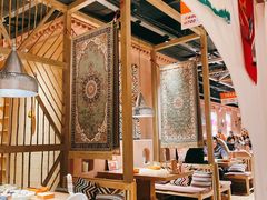 大堂-谷丽麦馕新疆菜·清真(步步高梅溪新天地店)