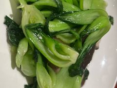 -渝信川菜 · 川味家常菜(财富购物中心店)