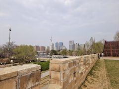 -元大都城垣遗址公园