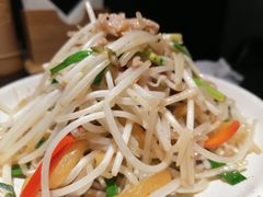 绿豆芽榨菜肉丝-老头儿油爆虾·知味杭州(爱琴海购物中心)
