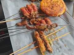 -粟氏天府·东北烧烤(长安街店)