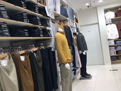 -优衣库(上海金桥国际商业广场店)