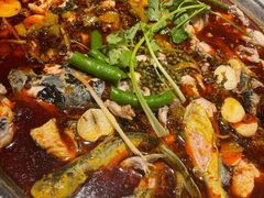 三角峰-小饕荟雅安贡椒鱼鲜馆(广福桥店)