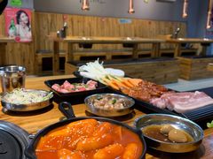 -韩国明洞碳烤肉(常平店)