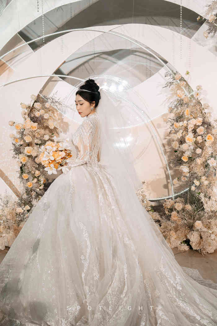 很幸运选择了麦瑞婚庆,特别点赞蓓蓓小姐姐婚礼总策划,整个沟通过程