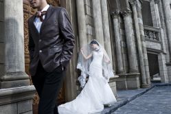 欧美时尚-巴黎婚纱摄影工作室