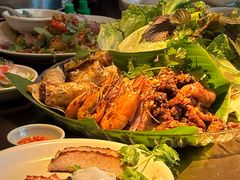 -大头虾越式风味餐厅(光明广场店)