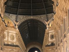 -文艺复兴百货(米兰大教堂广场店)