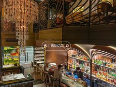 -Mogul Eatery·大亨餐酒馆