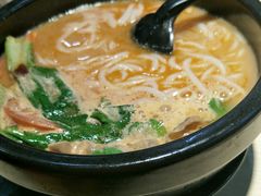 -三根米线(王府井丹耀大厦店)