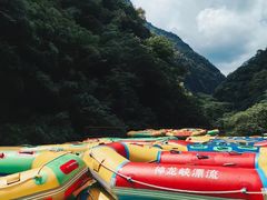 -重庆神龙峡漂流