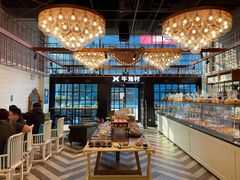 面包甜点陈列柜-牛角村(大族广场店)